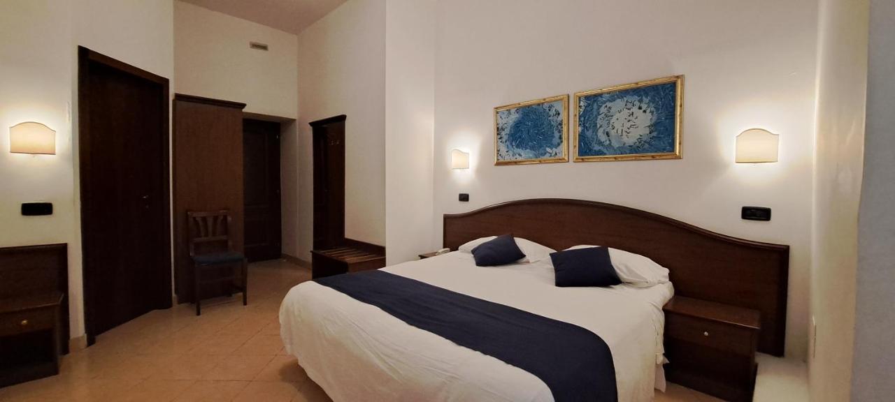 Hotel Bonazzi بيرودجا المظهر الخارجي الصورة